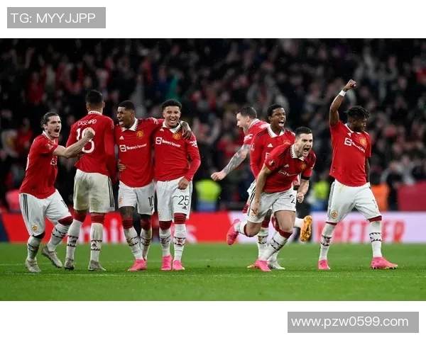 足总杯决赛精彩回顾那不勒斯点球大战力克曼联全场沸腾