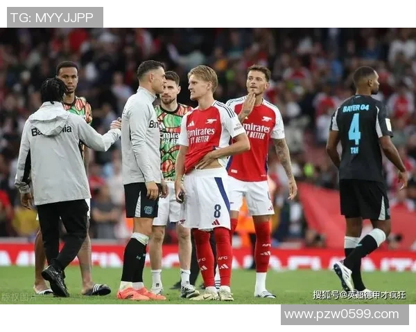 德甲惊现冷门里昂与曼联激战成平局引发全场震惊