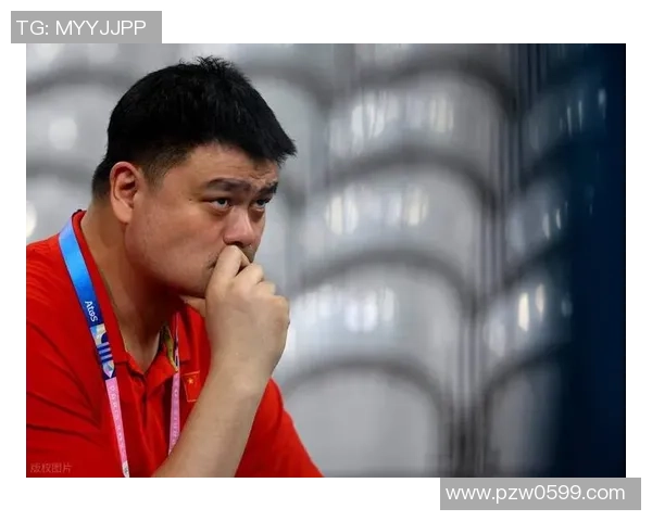 姚明幽默采访回顾：篮球巨星的轻松一面与搞笑瞬间分享